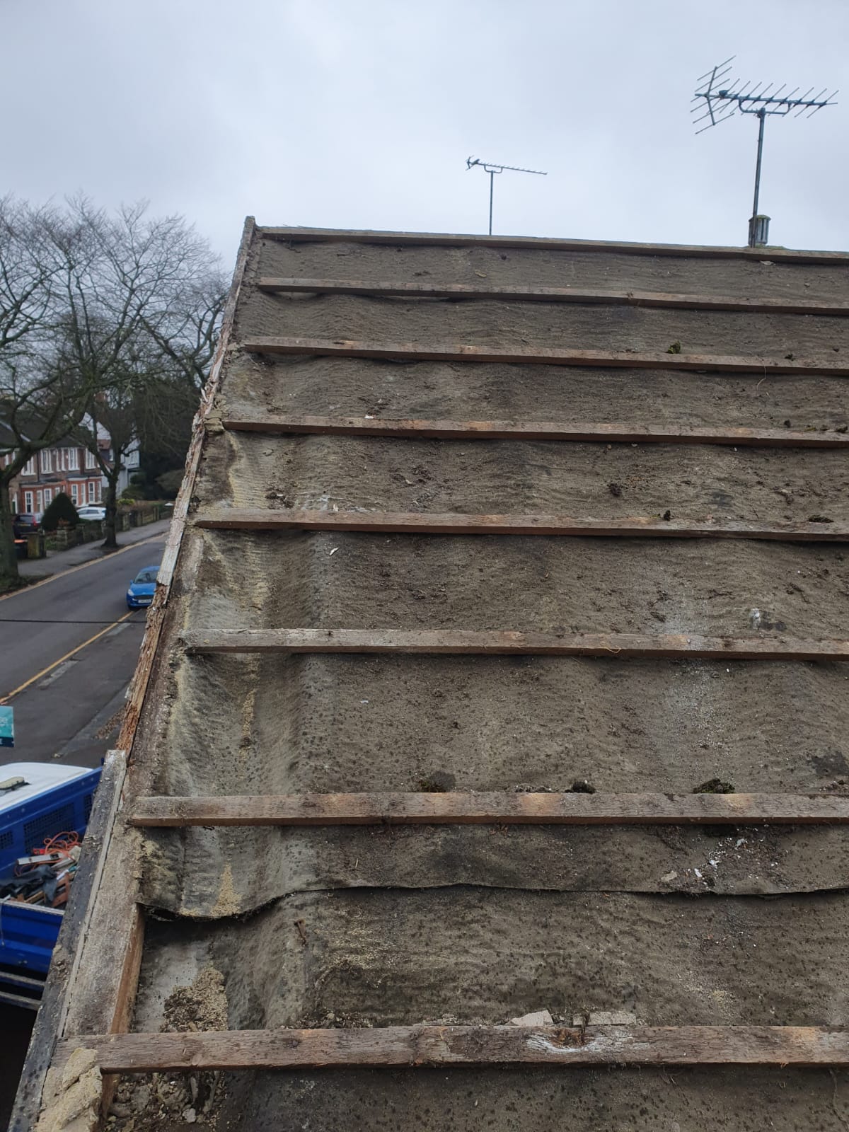 Tiled roof by Top Level Roofing & Building Solutions